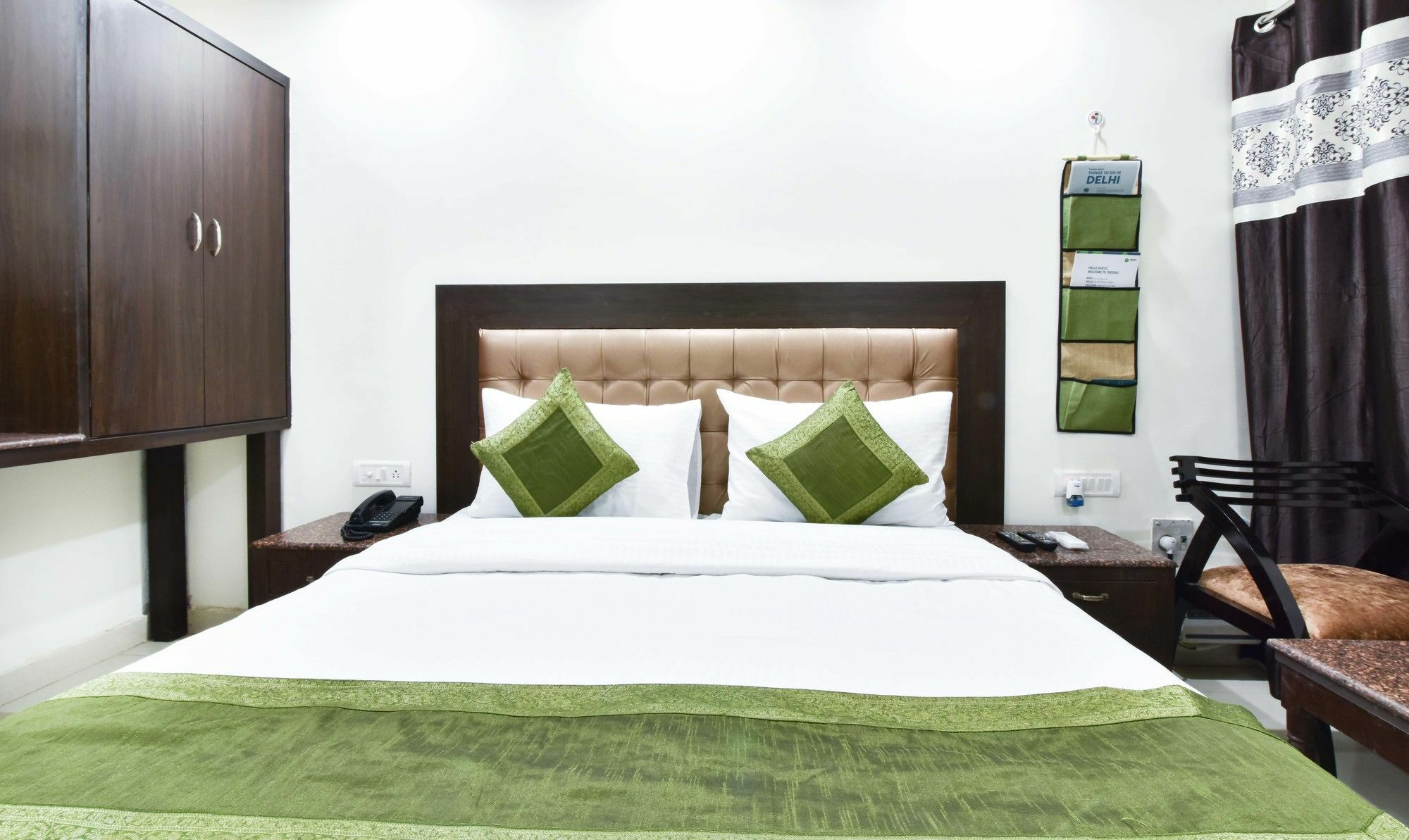 Hotel Treebo Mehar Castle Delhi Zewnętrze zdjęcie