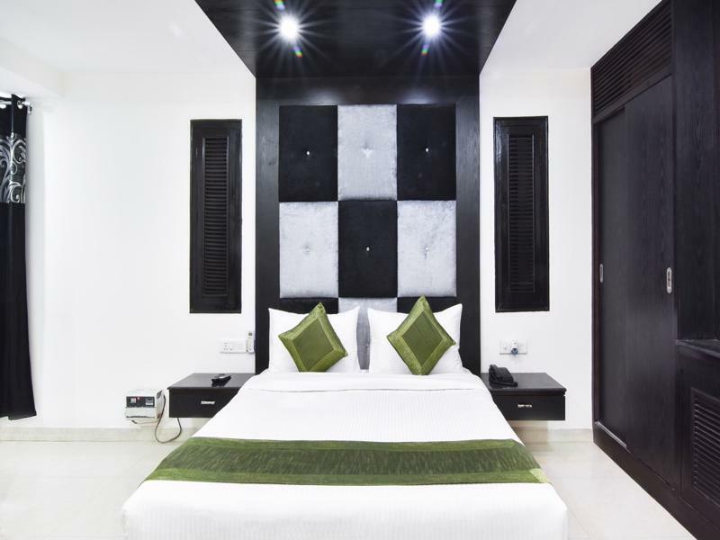 Hotel Treebo Mehar Castle Delhi Zewnętrze zdjęcie