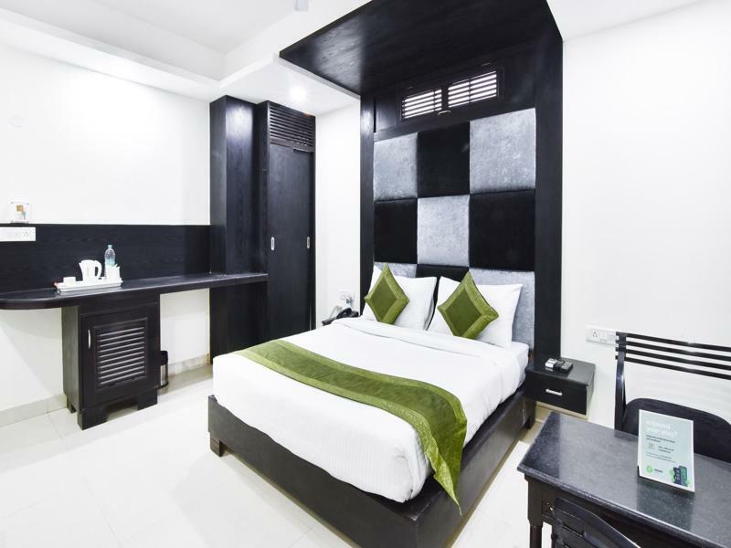 Hotel Treebo Mehar Castle Delhi Zewnętrze zdjęcie