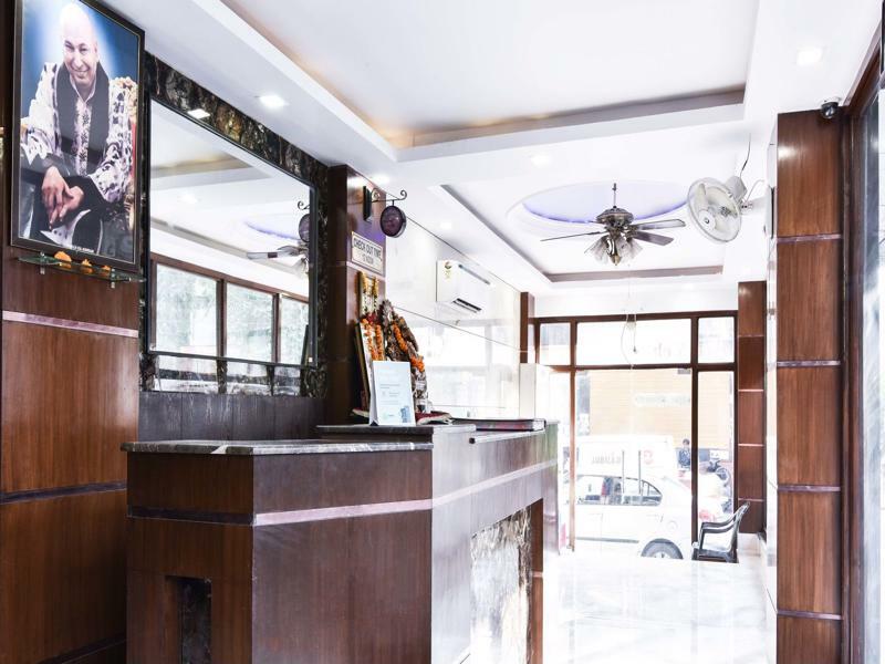 Hotel Treebo Mehar Castle Delhi Zewnętrze zdjęcie
